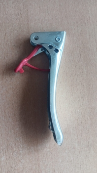 Kupplungssicherheitshebel mit Raste