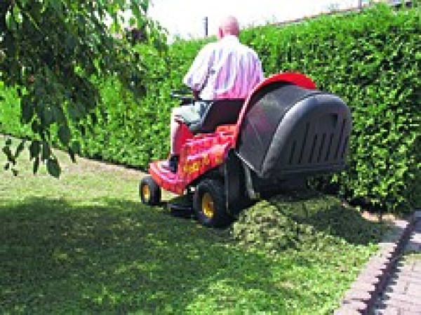 Eurosystems Aufsitzmäher Slalom 76