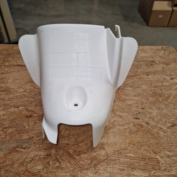 Abdeckung M?hantrieb M 150 hinten weiss